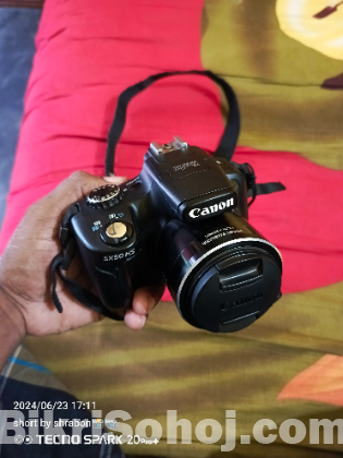 Canon DSLR Camera